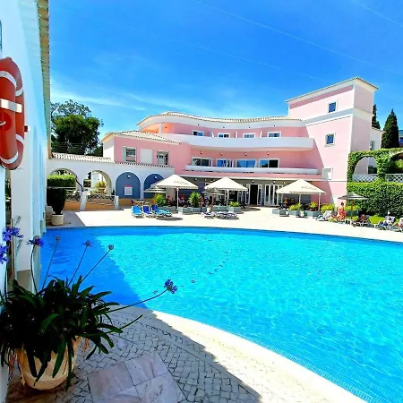 Beautiful In Vila Rosa Апартаменти